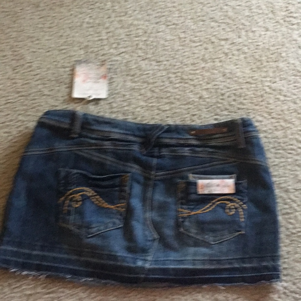 New Vanilla Star Distressed Micro Mini Jr Size 11